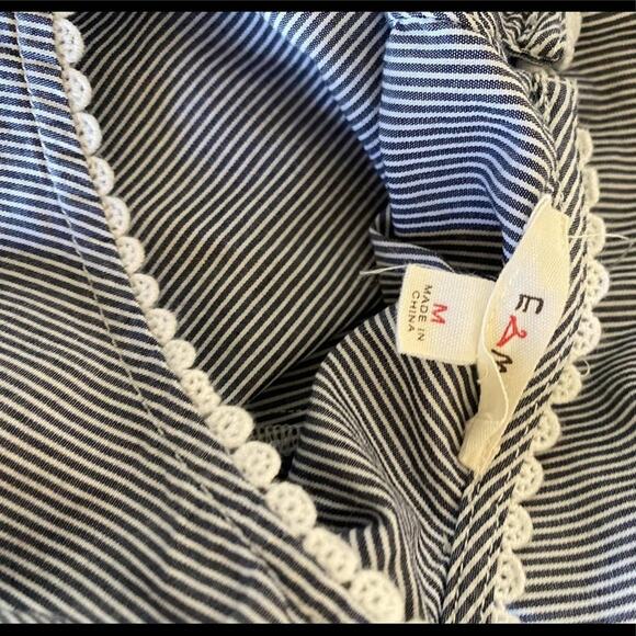 EM Ruffle Striped Tiered Long Sleeve Blouse Size M - Picture 4 of 5